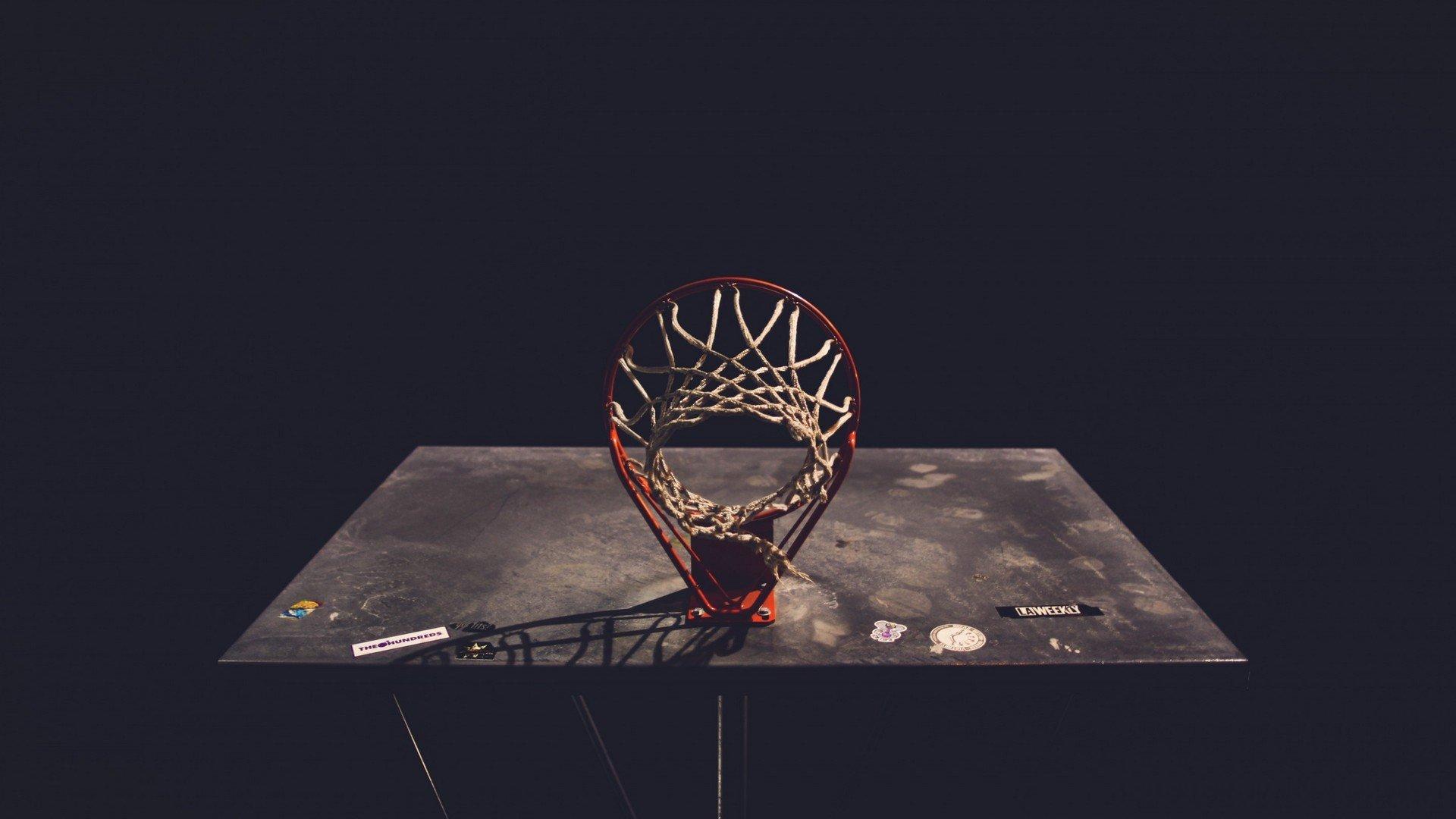 德媒曝拜仁高层紧急行动,拟提前续约孔帕尼,以阻断曼城故人召回计划